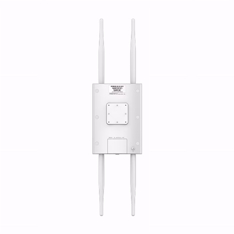 نقطة وصول Grandstream GWN7664LR خارجية بهوائيات قابلة للفك 3 نقطة وصول Grandstream GWN7664LR خارجية بأربعة هوائيات قابلة للفك